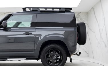 Land Rover Defender 90 Hard Top D200 27