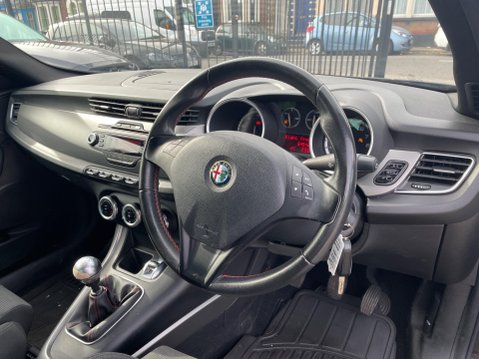Alfa Romeo Giulietta 1.4 TB Collezione Euro 5 (s/s) 5dr 16
