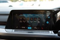 Volkswagen Golf ACTIVE TSI 30