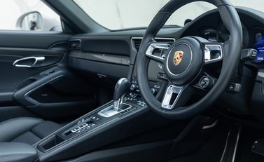 Porsche 911 Carrera S CABRIOLET (991.2) 14