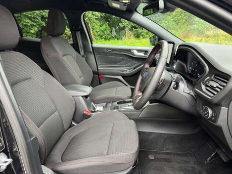 Ford Focus 1.5 Focus ST-Line EcoBlue Auto 5dr 18