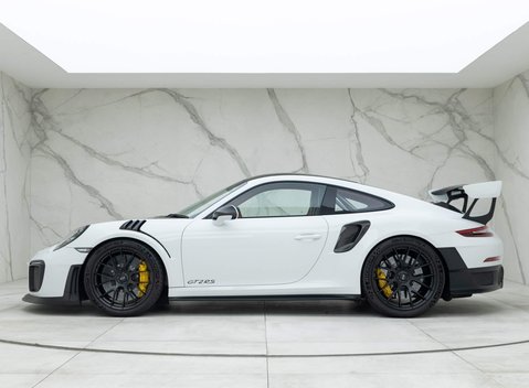 Porsche 911 GT2 RS (991) 3