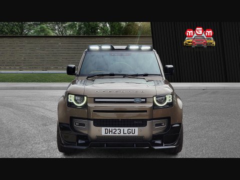 Land Rover Defender X-DYNAMIC HSE MHEV 3