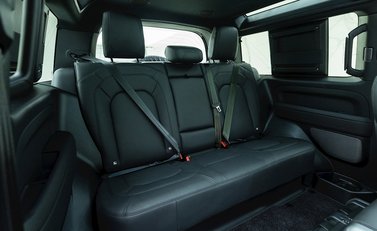 Land Rover Defender 90 V8 Carpathian Edition URBAN 13