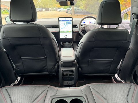 Ford Mustang E MACH X AWD Pan roof 26