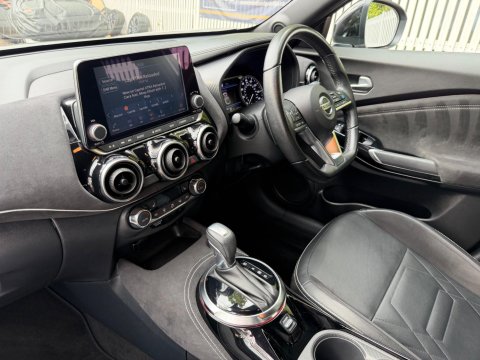 Nissan Juke 1.0 DIG-T Tekna+ DCT Auto Euro 6 (s/s) 5dr 29