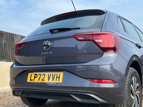 Volkswagen Polo LIFE TSI DSG 18