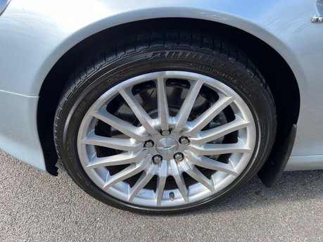 Aston Martin DB9 5.9 V12 Volante 2dr Petrol Seq (EU4) (394 g/km, 450 bhp) 17