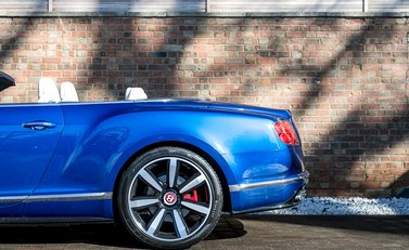 Bentley Continental GT V8 S Mulliner Convertible 29