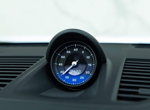 Porsche 911 Targa 4S (992) 14