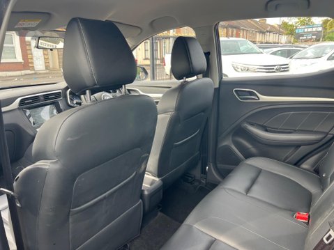 MG ZS 1.0 T-GDI Exclusive Auto Euro 6 5dr 23