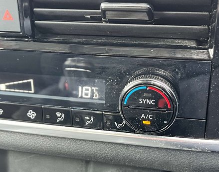 Nissan Qashqai 1.3 Qashqai N-Connecta DiG-T MHEV 5dr 49