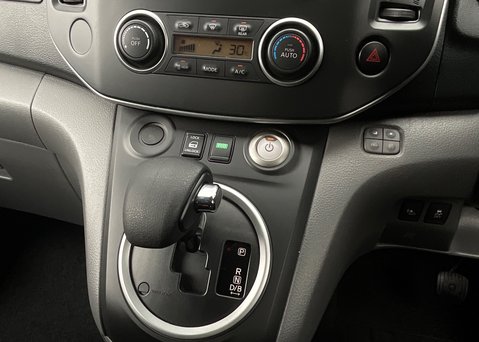 Nissan NV200 E ACENTA COMBI 23