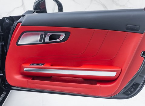 Mercedes-Benz SLS AMG ROADSTER 24