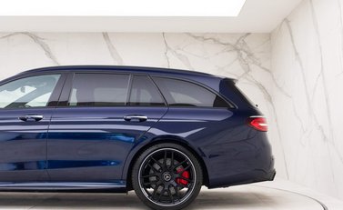 Mercedes-Benz E Class AMG E 63 S 4MATICPLUS NIGHT EDITION PREMIUM PLUS 26