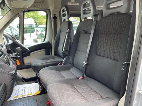 Peugeot Boxer 2.2 440 17seat Non-D1 accessible Minibus Lite with full ramp. L4 H2 Euro 6 20