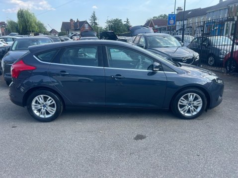 Ford Focus 1.6T EcoBoost Titanium Navigator Euro 5 (s/s) 5dr 7