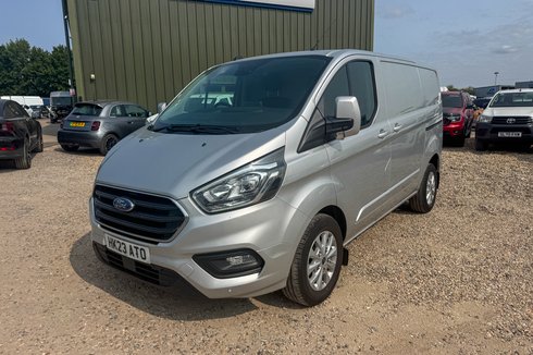 Ford Transit Custom SWB L1H1 Low Roof Limited 280 Air Con Alloys Sensors EURO 6