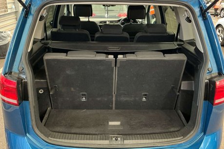 Volkswagen Touran 2.0 TDI SE MPV 5dr Diesel Manual Euro 6 (s/s) (150 ps) 10