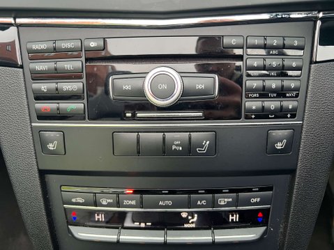 Mercedes-Benz E Class 1.8 E250 Sport CGI BlueEfficiency Automatic 2dr - NATIONAL DELIVERY* 32