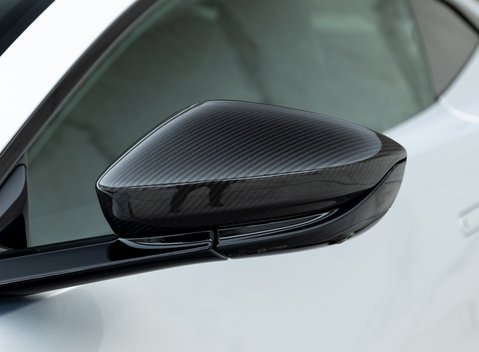 Aston Martin V12 Vantage 26