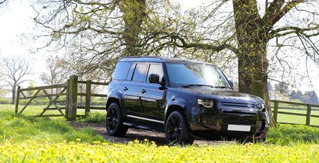 Land Rover Defender 110