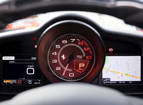 Ferrari 488 Spider 18