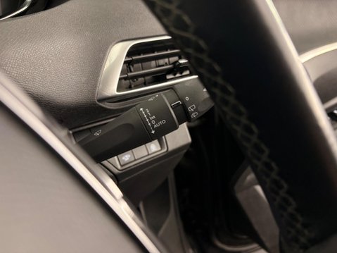 Peugeot 5008 1.5 BlueHDi Allure Euro 6 (s/s) 5dr 27