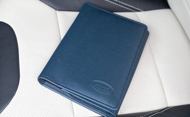 Land Rover Defender 90 Autobiography Edition 30