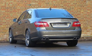 Mercedes-Benz E Class AMG 8