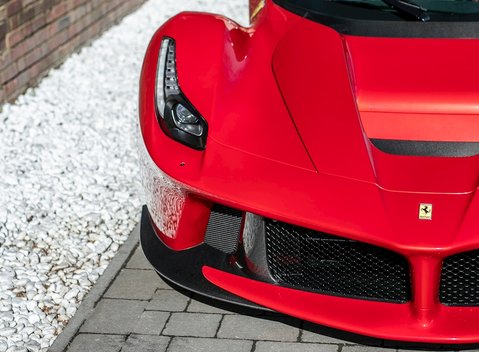 Ferrari LaFerrari 24