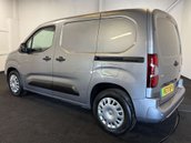 Vauxhall Combo Combo-e 2300 Sportive 3