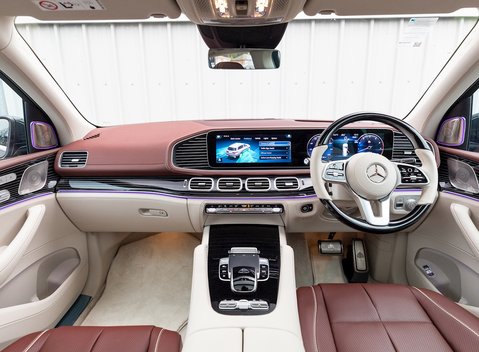 Mercedes-Benz GLS 600 First Class 20