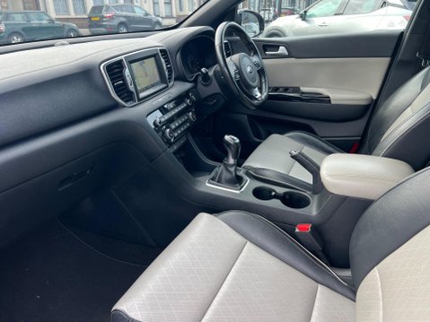Kia Sportage 1.6 T-GDi GT-Line Euro 6 5dr 23