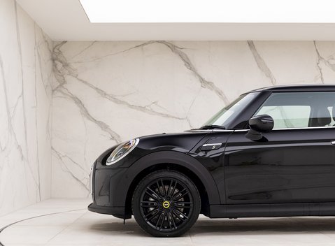 Mini Hatch Electric Level 3 29