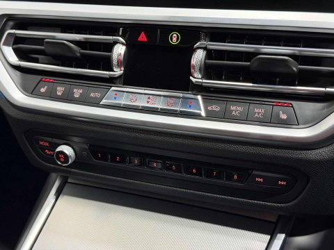 BMW 3 Series 2.0 330e 12kWh M Sport Saloon 4dr Petrol Plug-in Hybrid Auto Euro 6 (s/s) ( 54