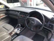 Audi A8 QUATTRO 10