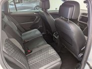 Volkswagen Tiguan 1.5 Tiguan R-Line TSi Semi-Auto 5dr 60