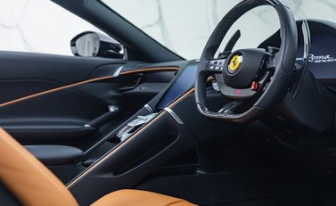 Ferrari Roma SPIDER 14