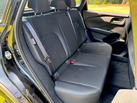 Nissan Qashqai DIG-T ACENTA PREMIUM 17