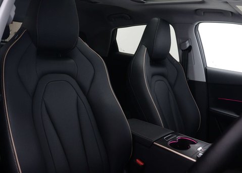 OMODA 5 1.6 5 Noble Auto 5dr 42