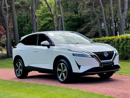 Nissan Qashqai DIG-T N-CONNECTA MHEV 1
