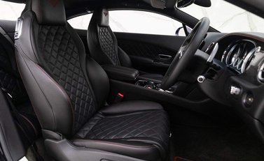 Bentley Continental GT V8 S 6