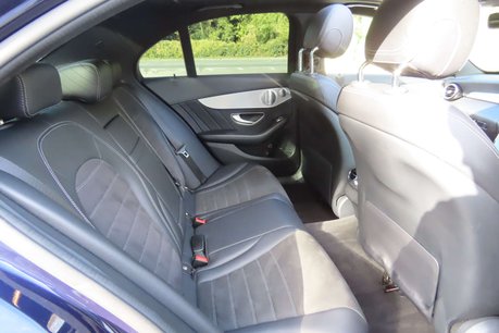 Mercedes-Benz C Class 2.0 C220d AMG Line (Premium Plus) Saloon 4dr Diesel G-Tronic+ Euro 6 (s/s) 10