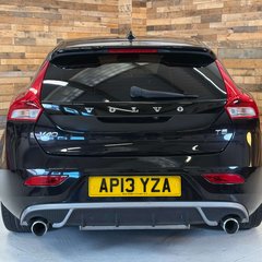 Volvo V40 2.0 T5 R-Design Pro Hatchback 5dr Petrol Auto Euro 6 (s/s) (245 ps) 3