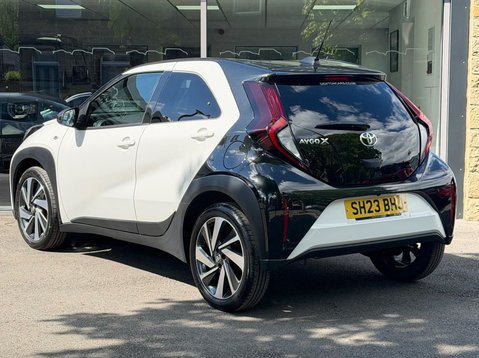 Toyota Aygo X VVT-I EDGE 4