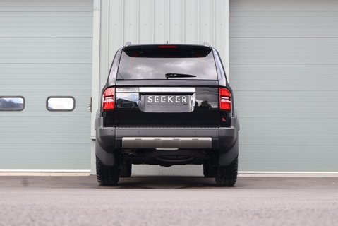 Toyota Land Cruiser BRAND NEW COMMERCIAL WITH A GENUINE REAR SEAT CONVERSION 5