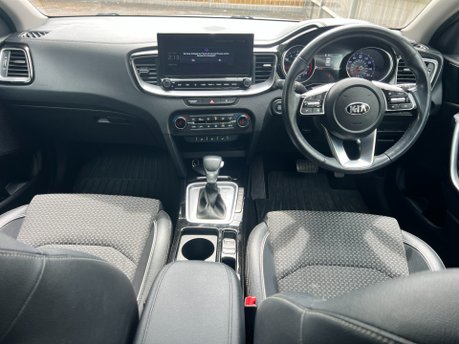 Kia Xceed 3 1.5 GDi ISG DCT AUTOMATIC 5dr 10