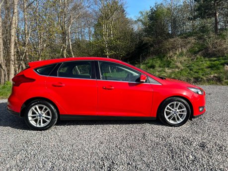 Ford Focus 1.6 Focus Zetec Auto 5dr