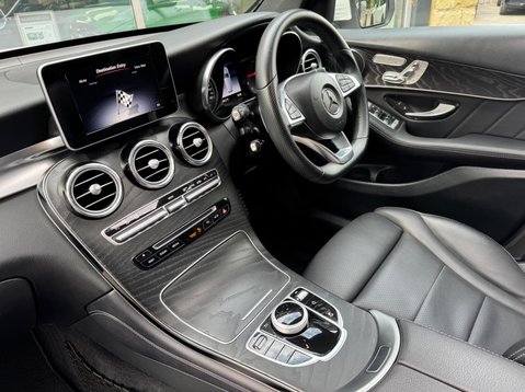 Mercedes-Benz GLC GLC 220 D 4MATIC AMG LINE PREMIUM 12